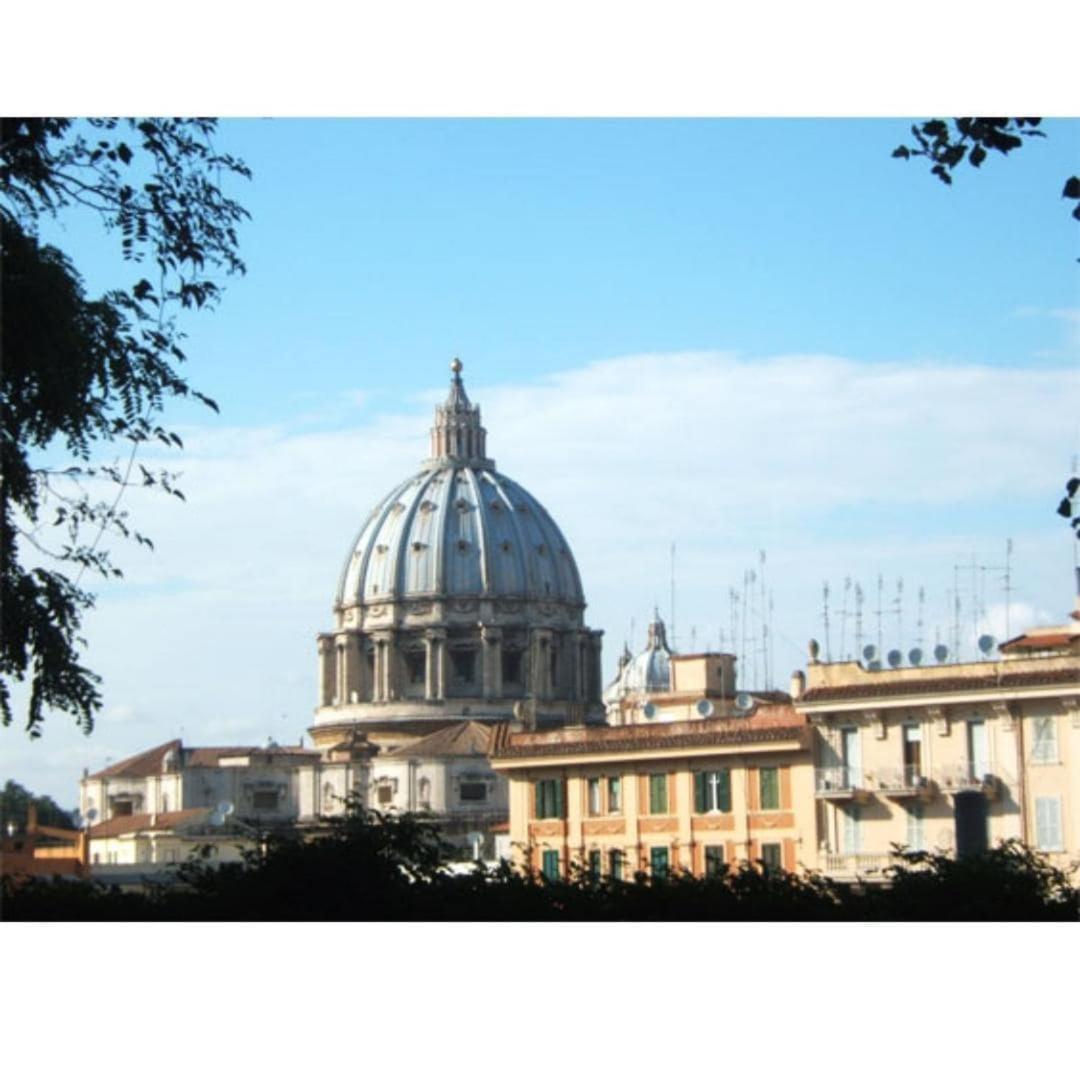 St Peter Vatican- Stylish Apartment, *